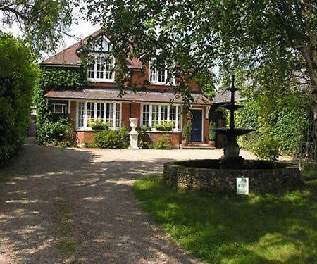 Frasers Guest House Battlesbridge Extérieur photo
