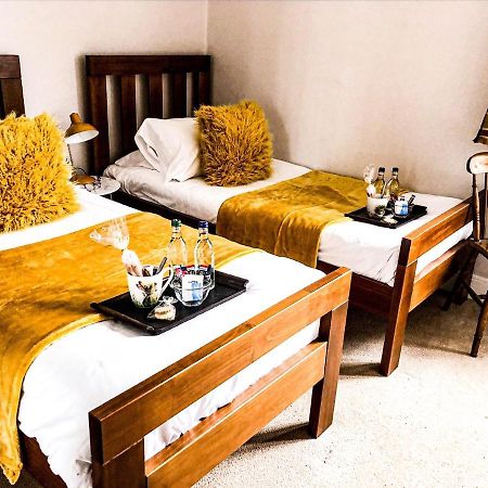 Frasers Guest House Battlesbridge Extérieur photo